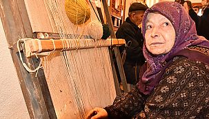 Huzurevi Sakinlerinin El Emeği Göz Nuru Eserleri Sergileniyor