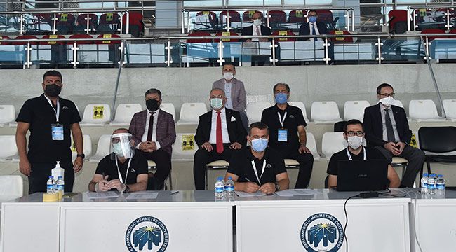 Rektör Namık Ak, özel yetenek sınavını takip etti