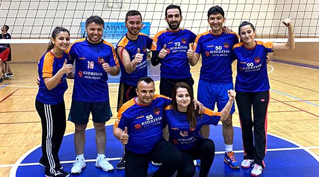 Cumhuriyet Kupası Voleybol Turnuvası sona erdi