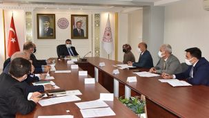 Vali Işık vatandaşların sorunlarını dinledi