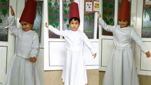 Minik Semazenler Mevlana'yı Unutmadı