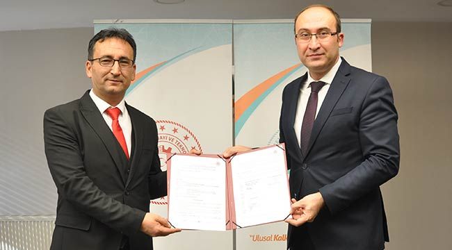 Öğretmenlere yapay zekâ ve 3 boyutlu yazıcı eğitimi verilecek