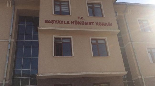 Okullar Kar Yağışı Nedeniyle Tatil Edildi 