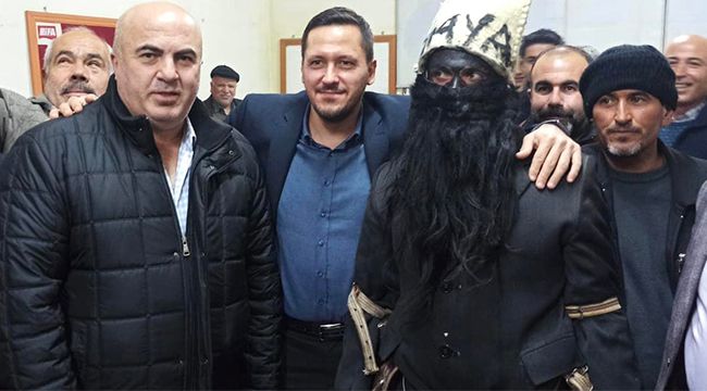 Saya Ev Ev Dolaştı