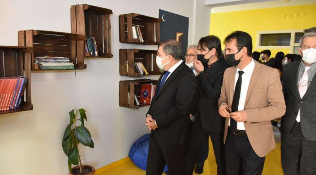 Bu Kütüphane Diğerlerinden Çok Farklı 