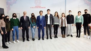 Gençler, Avrupa'da Ülkemizi ve Kültürel Mirasımızı Tanıtıyor