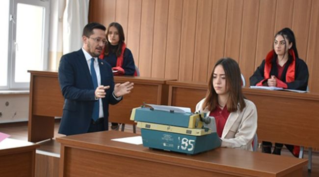 Öğrenciler, Eser ile Kariyer Günlerinde Buluştu