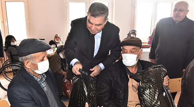 Vali Işık Büyüklerimiz Unutmadı 