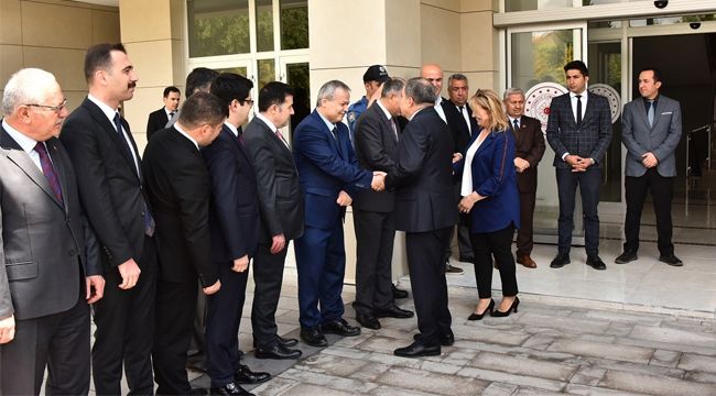 Vali Işık'tan Sitemkar Veda 