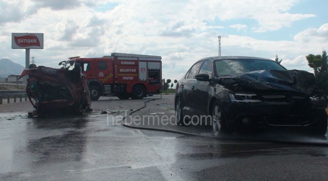Karaman'da İki Otomobil Çarpıştı: 4 Yaralı 