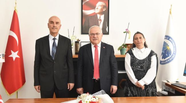 KMÜ Eğitim Fakültesi'nde görev değişimi