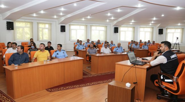 Personellere uyuşturucu ve madde bağımlılığı semineri