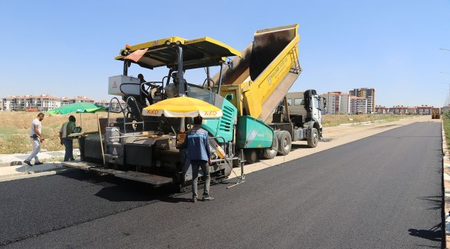 Karaman'da Şehit Muhammed Yalçın Bulvarı asfaltlanıyor