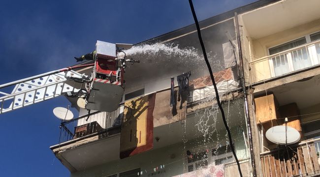 4 katlı binada çıkan yangını korkuttu
