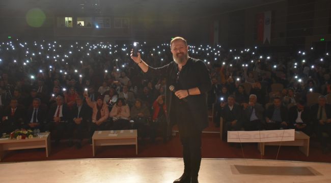 Talha Bora Öge'den öğretmenlere unutulmaz bir akşam
