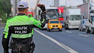 Bugün yola çıkacak vatandaşlar dikkat! Trafik cezalarına büyük zam geldi