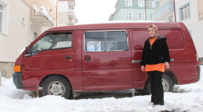 3 çocuk annesinden örnek davranış