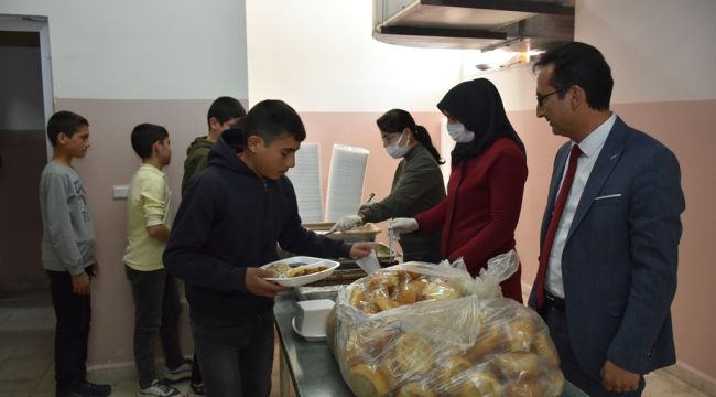 Karaman'da ücretsiz yemek uygulamasının çerçevesi genişletildi