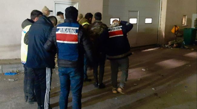 Karaman JASAT timleri cezaevinden firar eden 8 hükümlüyü yakaladı