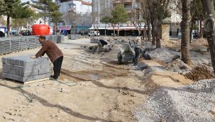 Karaman'da park yenileme ve bakım çalışmaları başladı