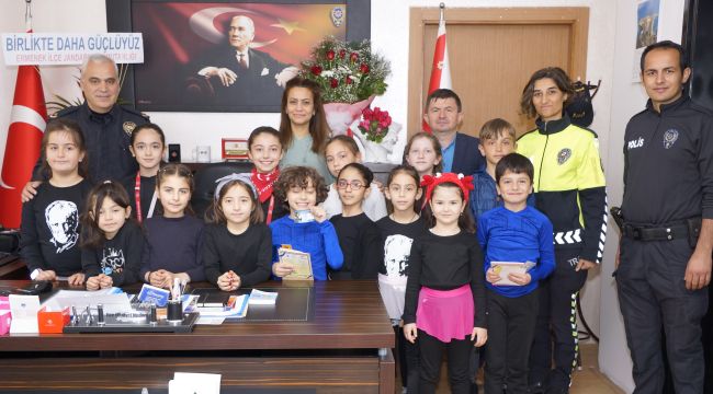 Emniyet Müdürü Erdem Aynur: "Çocukların polis olmak istemeleri bizi sevindirdi" 