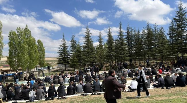 Karaman'da köylüler yağmur duasına çıktı