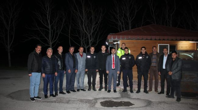 Milletvekili Adayı Mesut Soyfidan, polisleri ziyaret etti