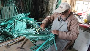 Plastik atıkları çantaya dönüştürüyor