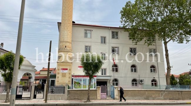 Karaman'da Camiye Küstah Saldırı!