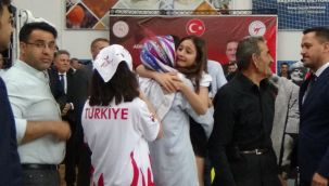 Gençler Tekvando Türkiye Şampiyonasında duygusal anlar yaşandı 