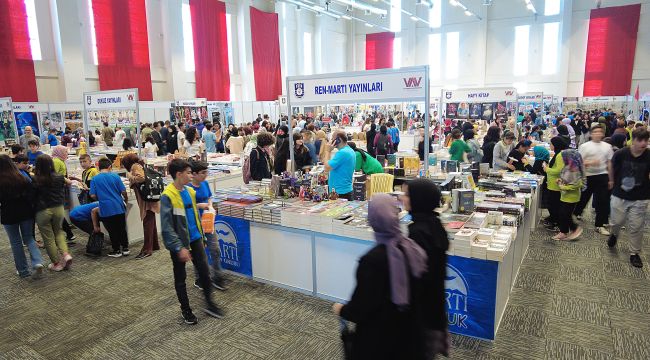 Karaman Belediyesinin düzenlediği kitap günleri sona erdi 