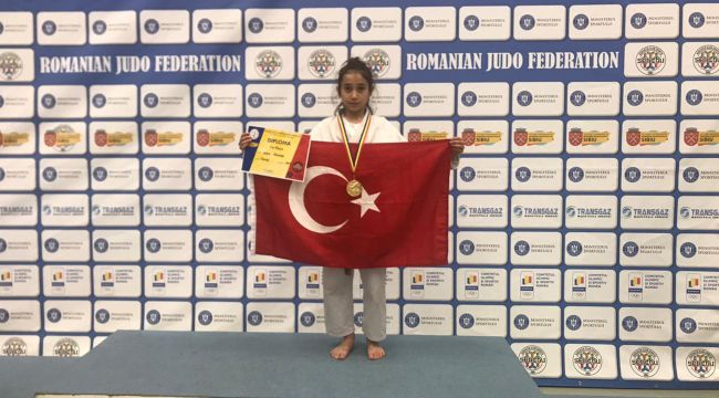 Leyla Abanoz'un Balkan Şampiyonu olması sevindirdi 
