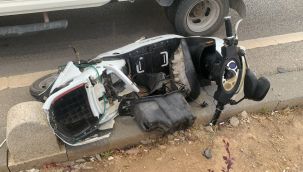 Kamyonetin çarptığı elektrikli bisiklet sürücüsü çocuk ağır yaralandı