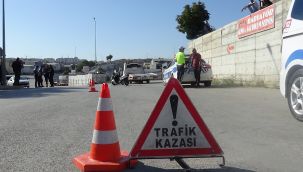 Karaman'da kamyonetle çarpışan motosikletli öğrenci ağır yaralandı 