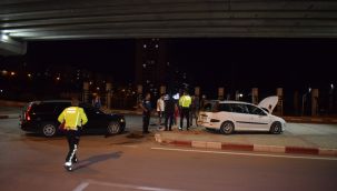 Karaman'da otomobiller çarpıştı: 2 yaralı 