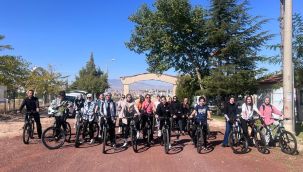 Karaman'da öğrenciler doğa ve sağlık için pedal çevirdi 