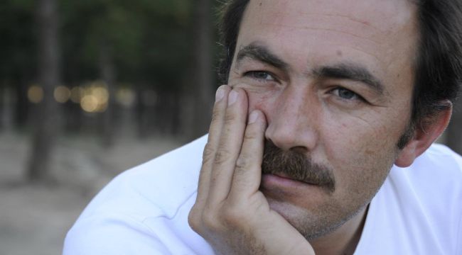 Üvey oğlu tarafından bıçaklanan kamu görevlisi baba hayatını kaybetti 
