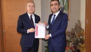 Savaş Kalaycı, adaylık başvurusunu yaptı