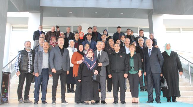 Karaman'da şehit polis aileleri ile emekli polisler düzenlenen programında biraraya geldi 