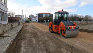 Karaman'da Yenişehir Mahallesinin yolları yenileniyor