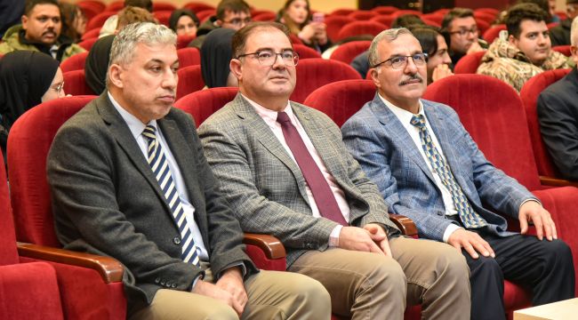 KMÜ'de "Cumhuriyetin 100. Yılında Tarında Teknoloji" paneli düzenlendi