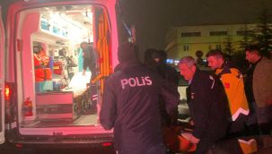 Bileğini kesip fotoğrafını yolladı, dairenin kapısı kırılarak kurtarıldı  