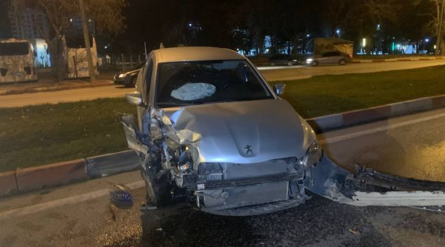 Karaman'da otomobiller çarpıştı: 6 yaralı 