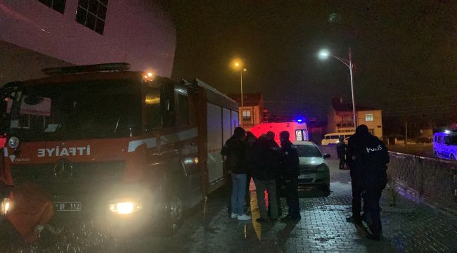 Otomobilde çıkan yangın vatandaşların yardımıyla söndürüldü  