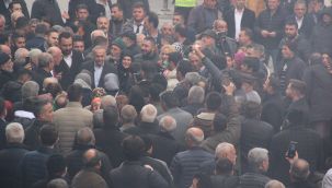 Partililerden Akgün'e çoşkulu karşılama