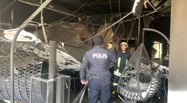 İş yerinde çıkan yangın korkuttu