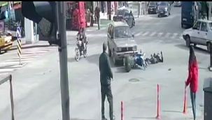 Karaman'da otomobil ile çarpışan motosikletin sürücüsü yaralandı