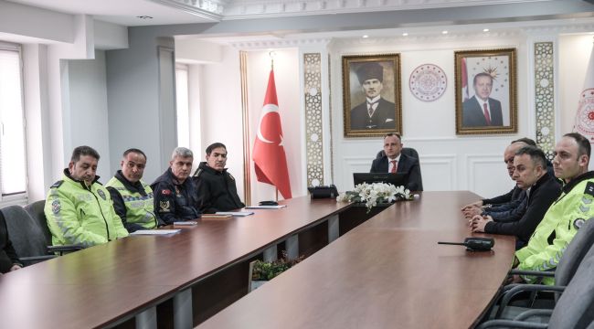 Karaman'da yolcu otobüslerinde kemer kullanımı toplantısı