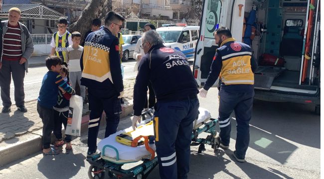 Gözyaşına boğulan küçük çocuğu abisi sarılarak sakinleştirmeye çalıştı 