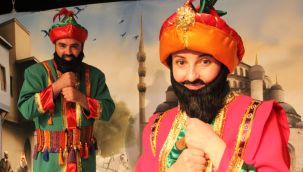 Türkiye'nin ilk kadın Hacivat oyuncusu Karaman'da 